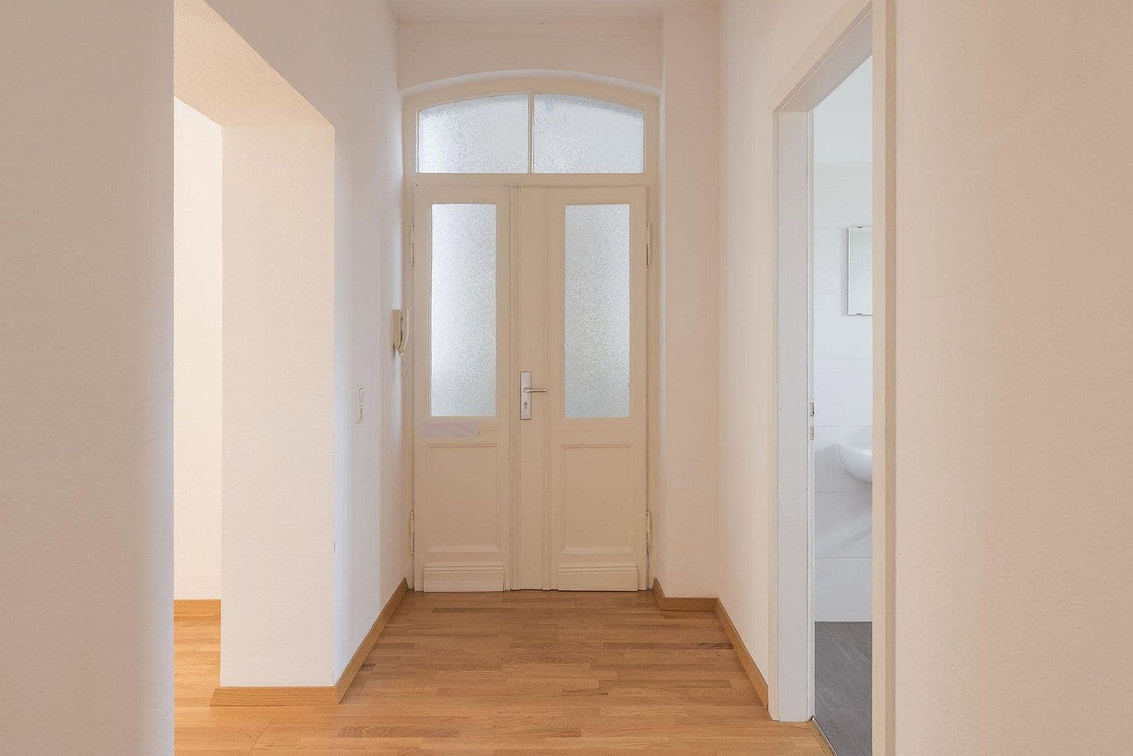 Pronájem bytu 4+1 124 m², Goebenstraße 31, Wiesbaden, Hessen Pronájem bytu 4+1 124 m², Goebenstraße 31, Wiesbaden, Hessen