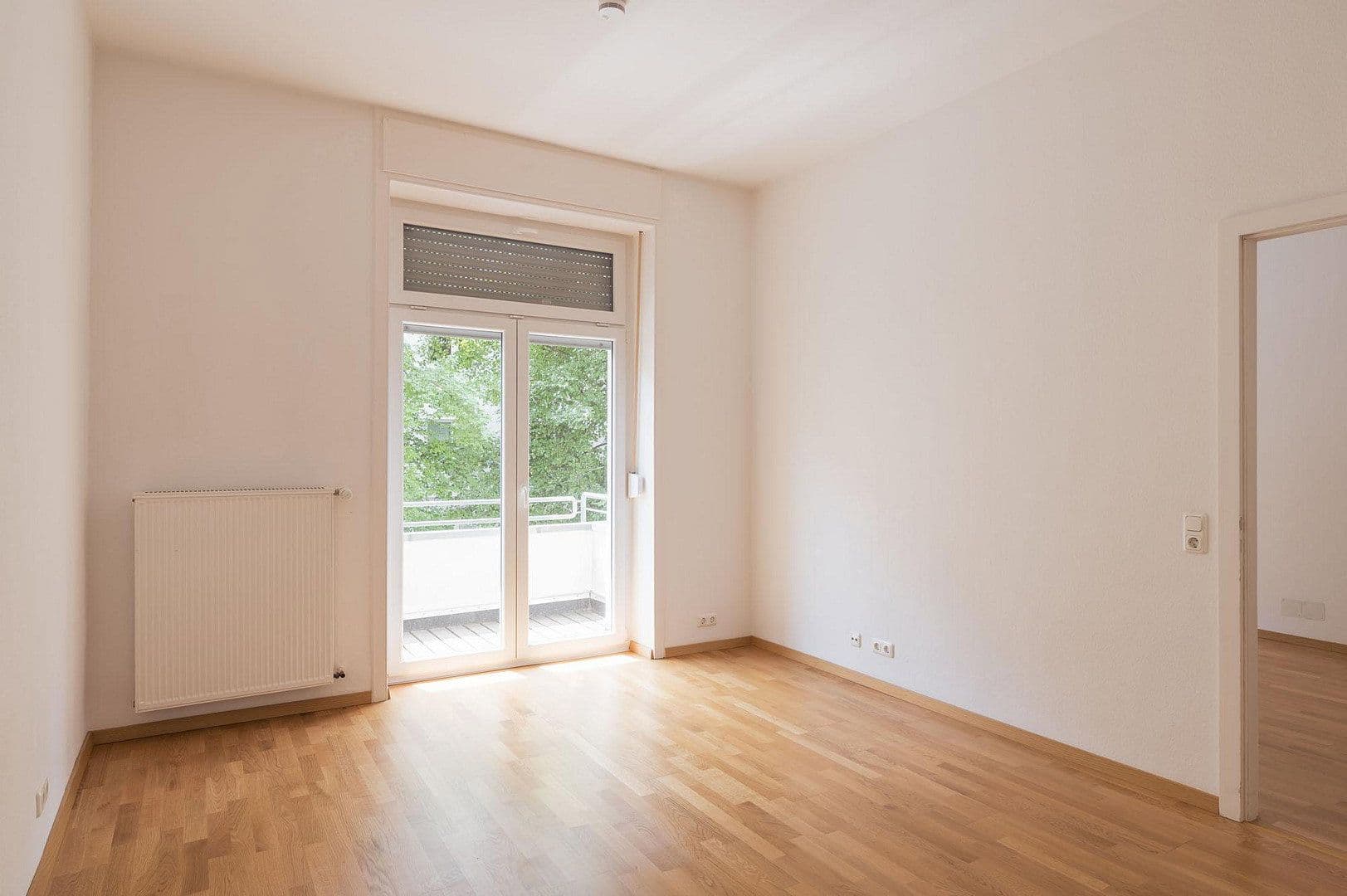 Pronájem bytu 4+1 124 m², Goebenstraße 31, Wiesbaden, Hessen Pronájem bytu 4+1 124 m², Goebenstraße 31, Wiesbaden, Hessen