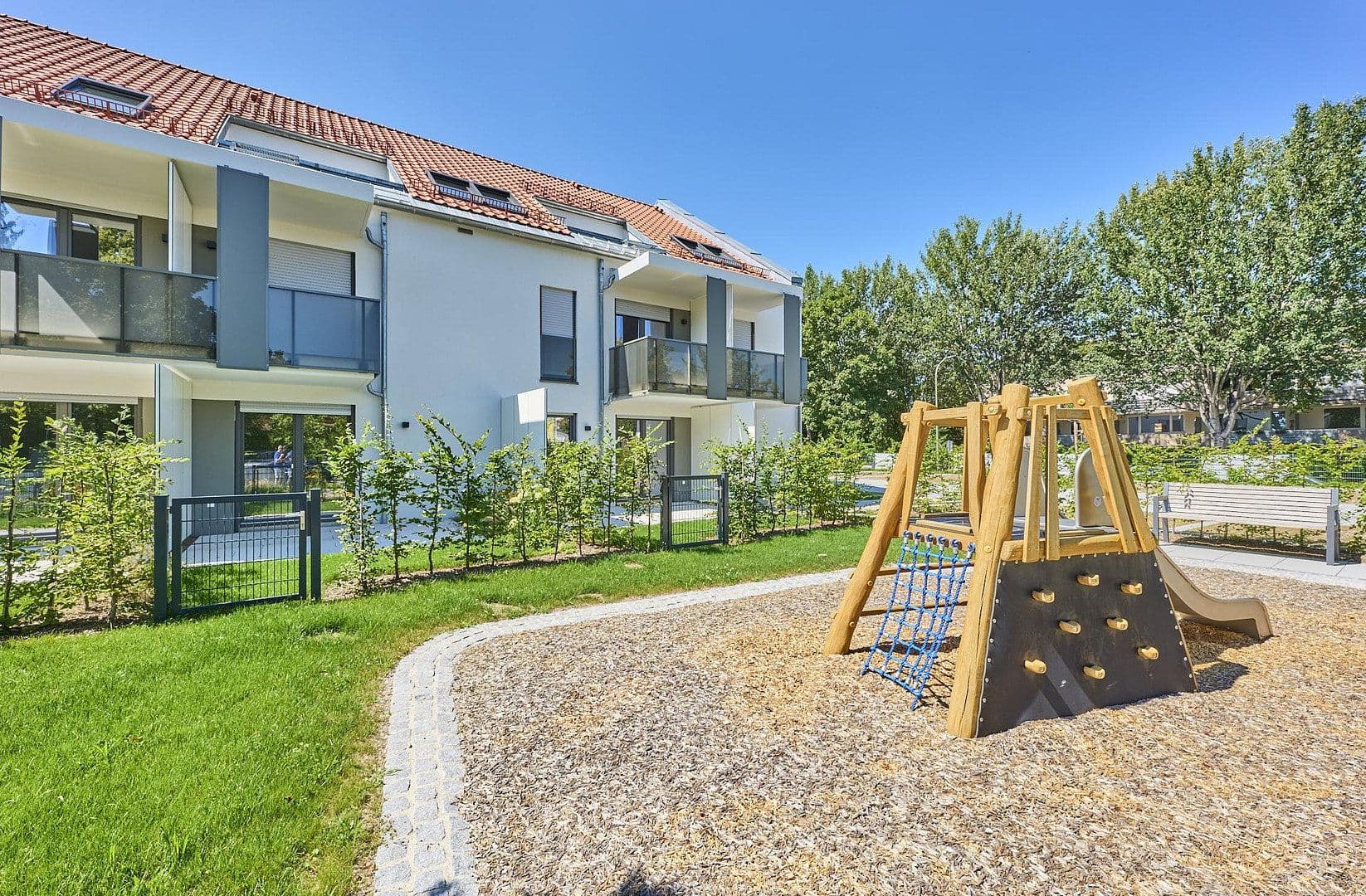 Pronájem bytu 2+1 54 m², Klenzestraße 3, Ismaning, Bavorsko Pronájem bytu 2+1 54 m², Klenzestraße 3, Ismaning, Bavorsko