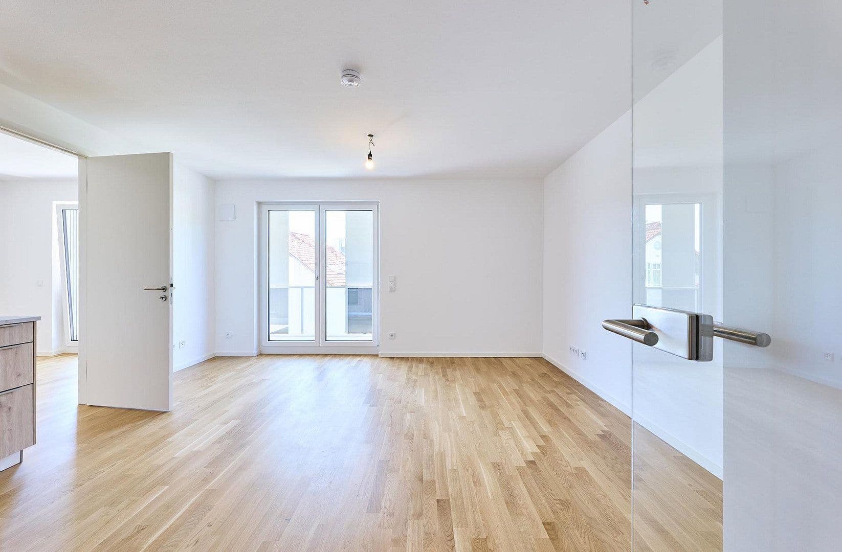 Pronájem bytu 2+1 54 m², Klenzestraße 3, Ismaning, Bavorsko Pronájem bytu 2+1 54 m², Klenzestraße 3, Ismaning, Bavorsko
