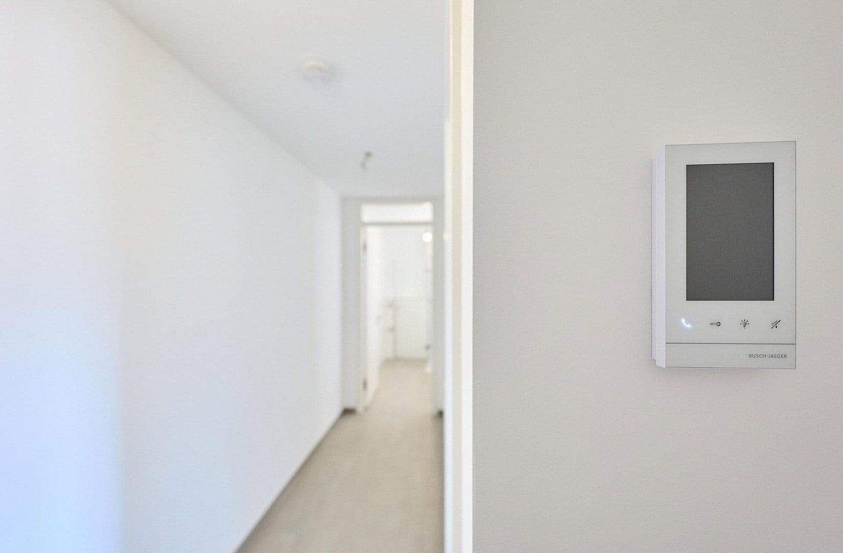 Pronájem bytu 2+1 54 m², Klenzestraße 3, Ismaning, Bavorsko Pronájem bytu 2+1 54 m², Klenzestraße 3, Ismaning, Bavorsko