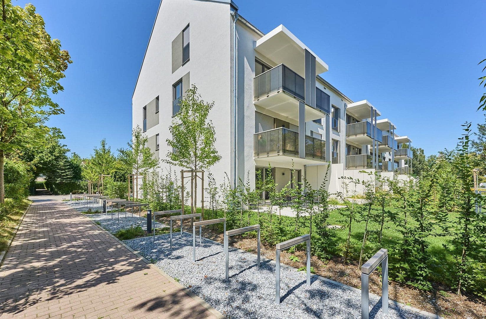 Pronájem bytu 2+1 54 m², Klenzestraße 3, Ismaning, Bavorsko Pronájem bytu 2+1 54 m², Klenzestraße 3, Ismaning, Bavorsko
