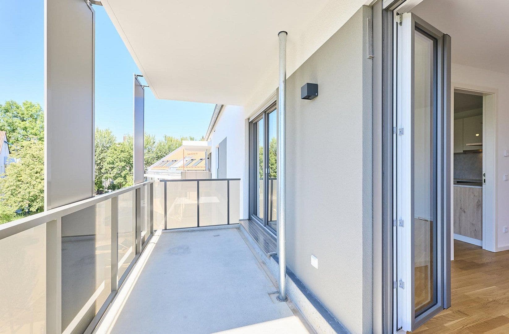 Pronájem bytu 2+1 54 m², Klenzestraße 3, Ismaning, Bavorsko Pronájem bytu 2+1 54 m², Klenzestraße 3, Ismaning, Bavorsko