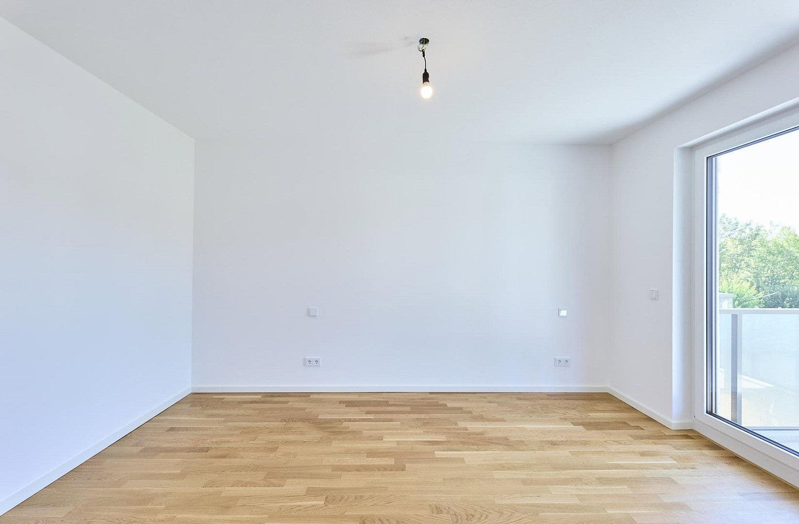 Pronájem bytu 2+1 54 m², Klenzestraße 3, Ismaning, Bavorsko Pronájem bytu 2+1 54 m², Klenzestraße 3, Ismaning, Bavorsko