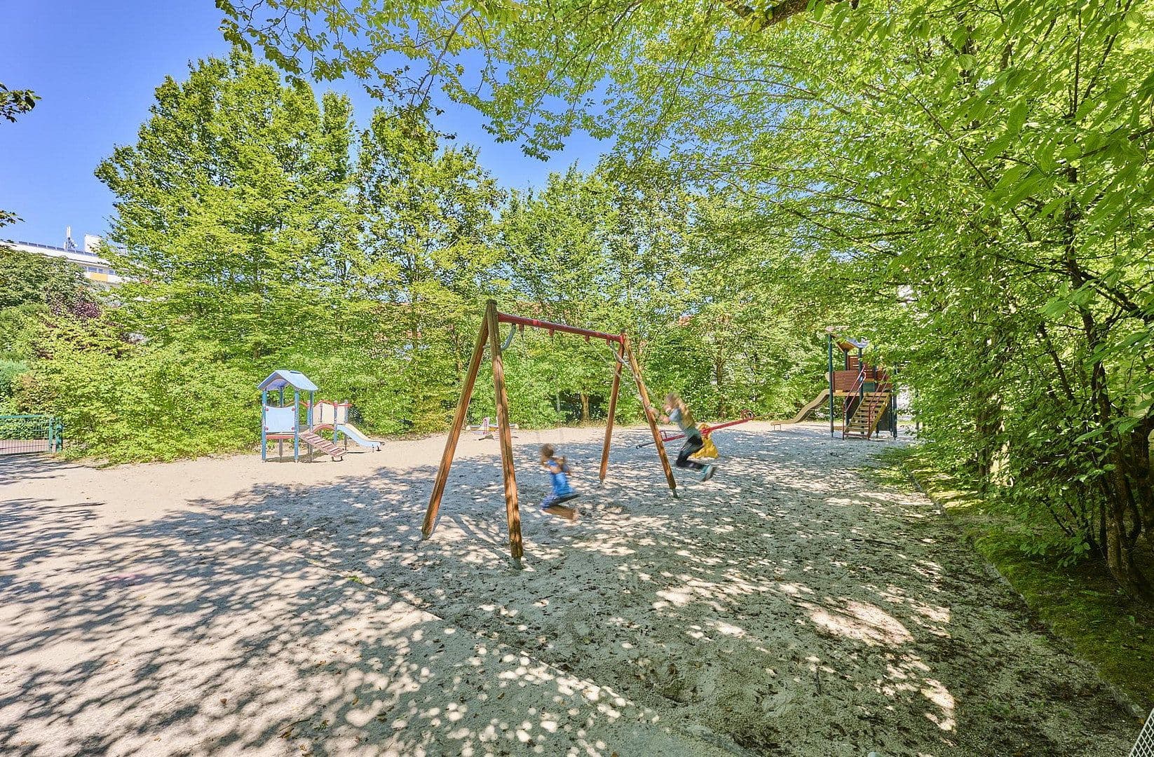 Pronájem bytu 2+1 54 m², Klenzestraße 3, Ismaning, Bavorsko Pronájem bytu 2+1 54 m², Klenzestraße 3, Ismaning, Bavorsko