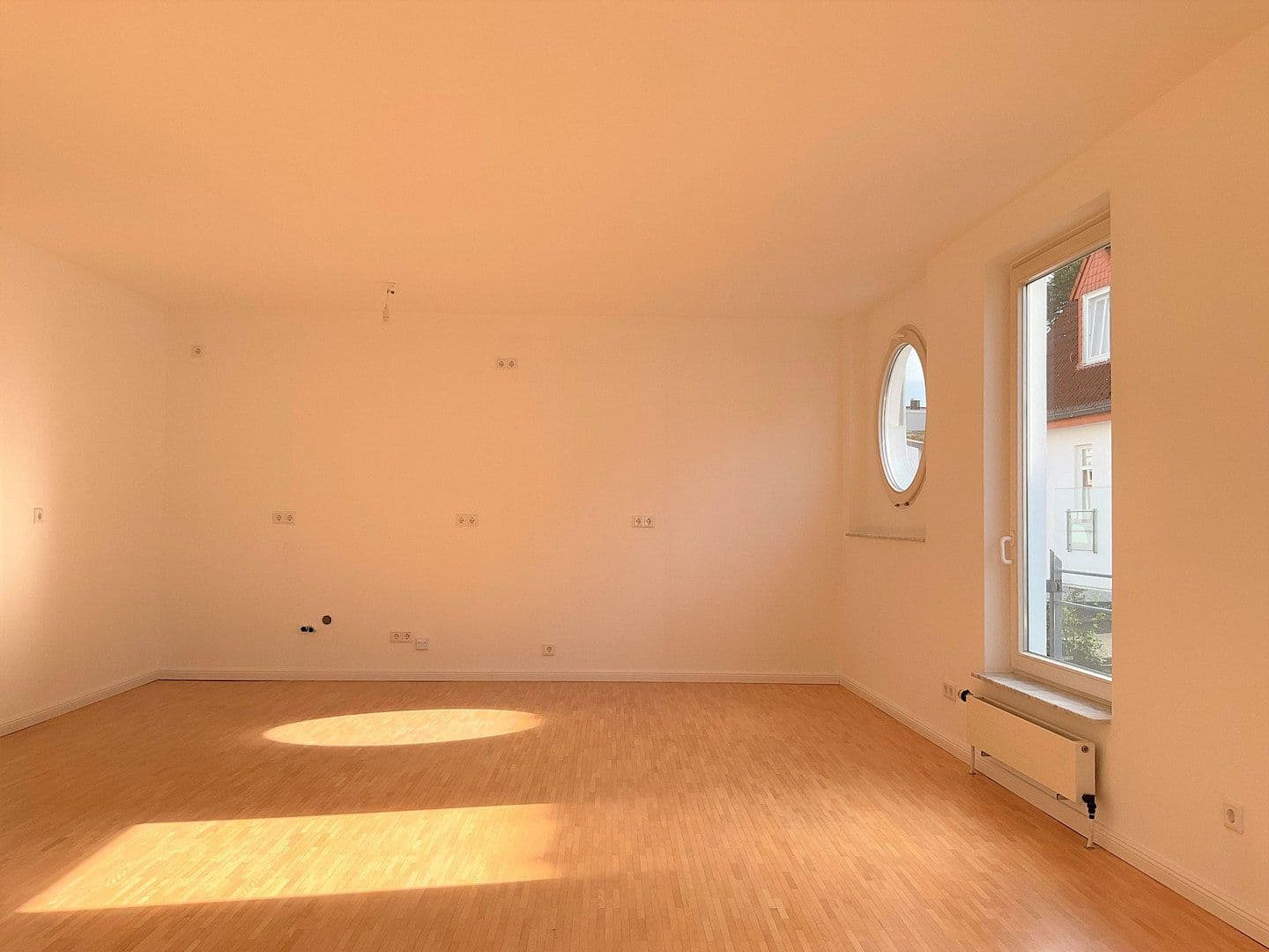 Pronájem bytu 3+1 85 m², Melle, Dolní Sasko Pronájem bytu 3+1 85 m², Melle, Dolní Sasko