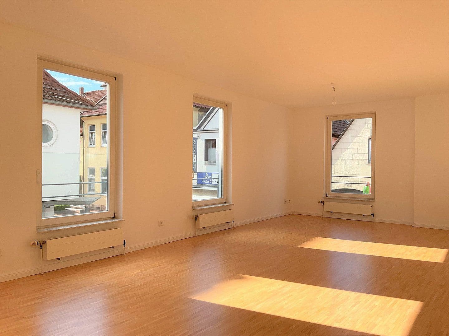 Pronájem bytu 3+1 85 m², Melle, Dolní Sasko Pronájem bytu 3+1 85 m², Melle, Dolní Sasko