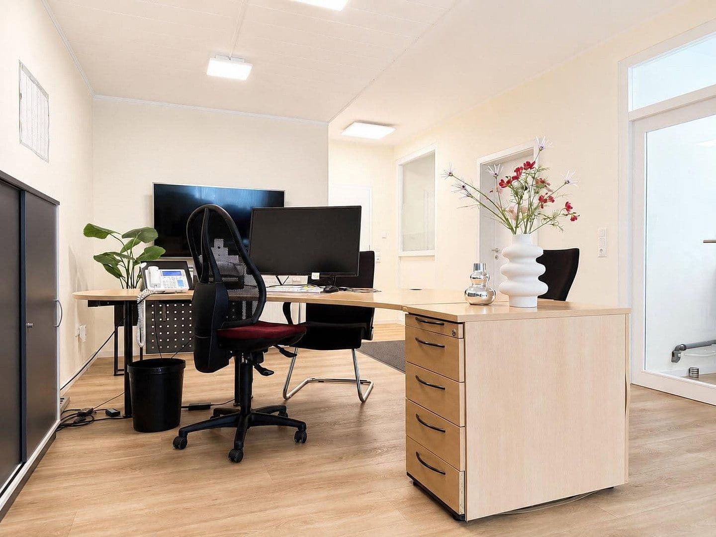 Pronájem kanceláře 92 m², Am Kahlenturm 26, Euskirchen, Severní Porýní-Vestfálsko Pronájem kanceláře 92 m², Am Kahlenturm 26, Euskirchen, Severní Porýní-Vestfálsko