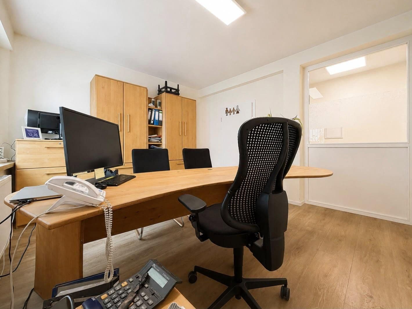Pronájem kanceláře 92 m², Am Kahlenturm 26, Euskirchen, Severní Porýní-Vestfálsko Pronájem kanceláře 92 m², Am Kahlenturm 26, Euskirchen, Severní Porýní-Vestfálsko
