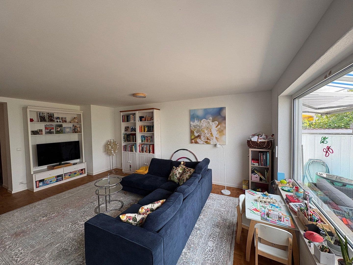 Pronájem domu 175 m², pozemek 235 m², Liederbach am Taunus, Hessen Pronájem domu 175 m², pozemek 235 m², Liederbach am Taunus, Hessen