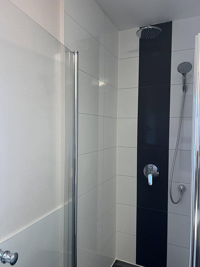 Prodej domu 94 m², pozemek 302 m², Berlin, Berlín Prodej domu 94 m², pozemek 302 m², Berlin, Berlín