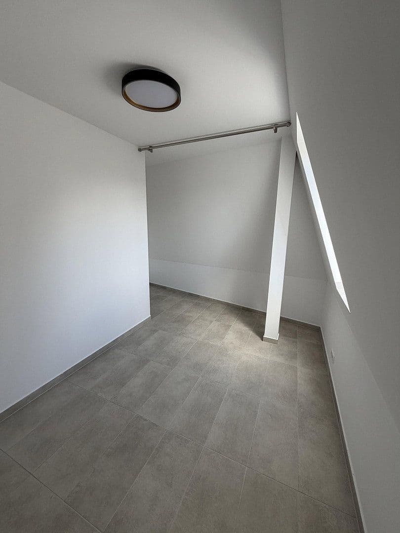 Pronájem bytu 2+1 43 m², Stieglitzweg 43, Berlin, Berlín Pronájem bytu 2+1 43 m², Stieglitzweg 43, Berlin, Berlín