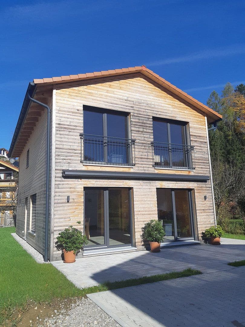 Prodej domu 144 m², pozemek 360 m², Siegsdorf, Bavorsko Prodej domu 144 m², pozemek 360 m², Siegsdorf, Bavorsko
