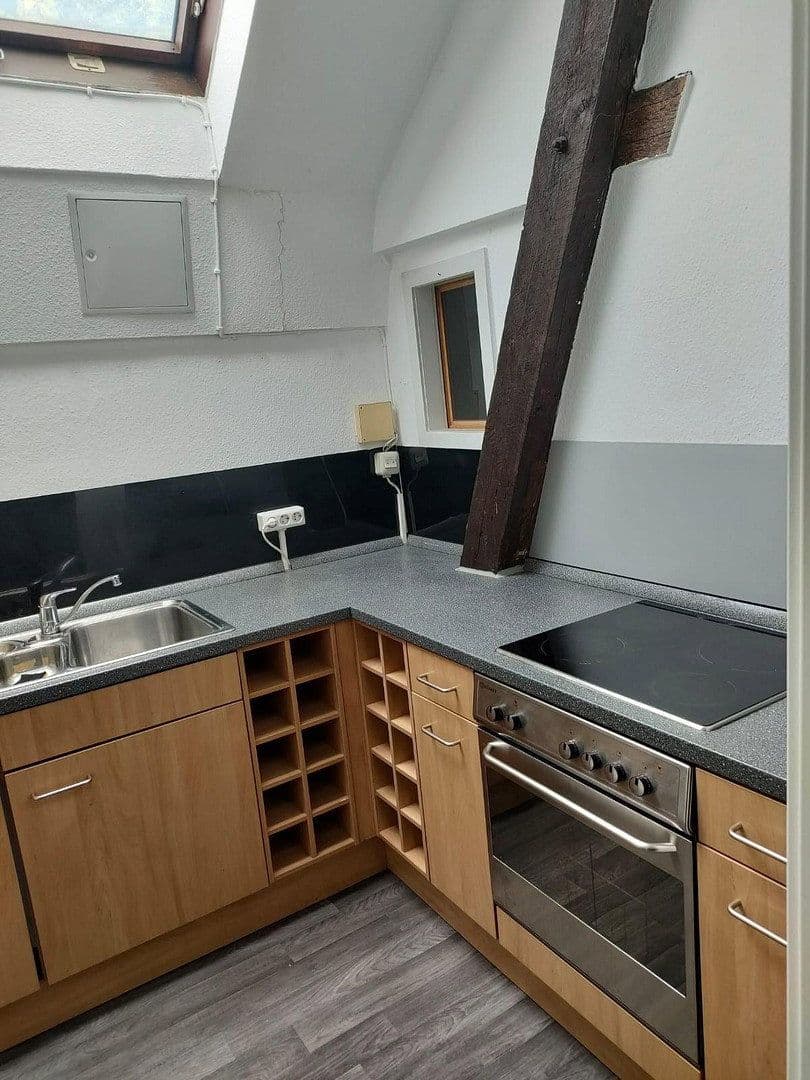 Pronájem bytu 5+1 144 m², Martinistr.3, Osnabrück, Dolní Sasko Pronájem bytu 5+1 144 m², Martinistr.3, Osnabrück, Dolní Sasko