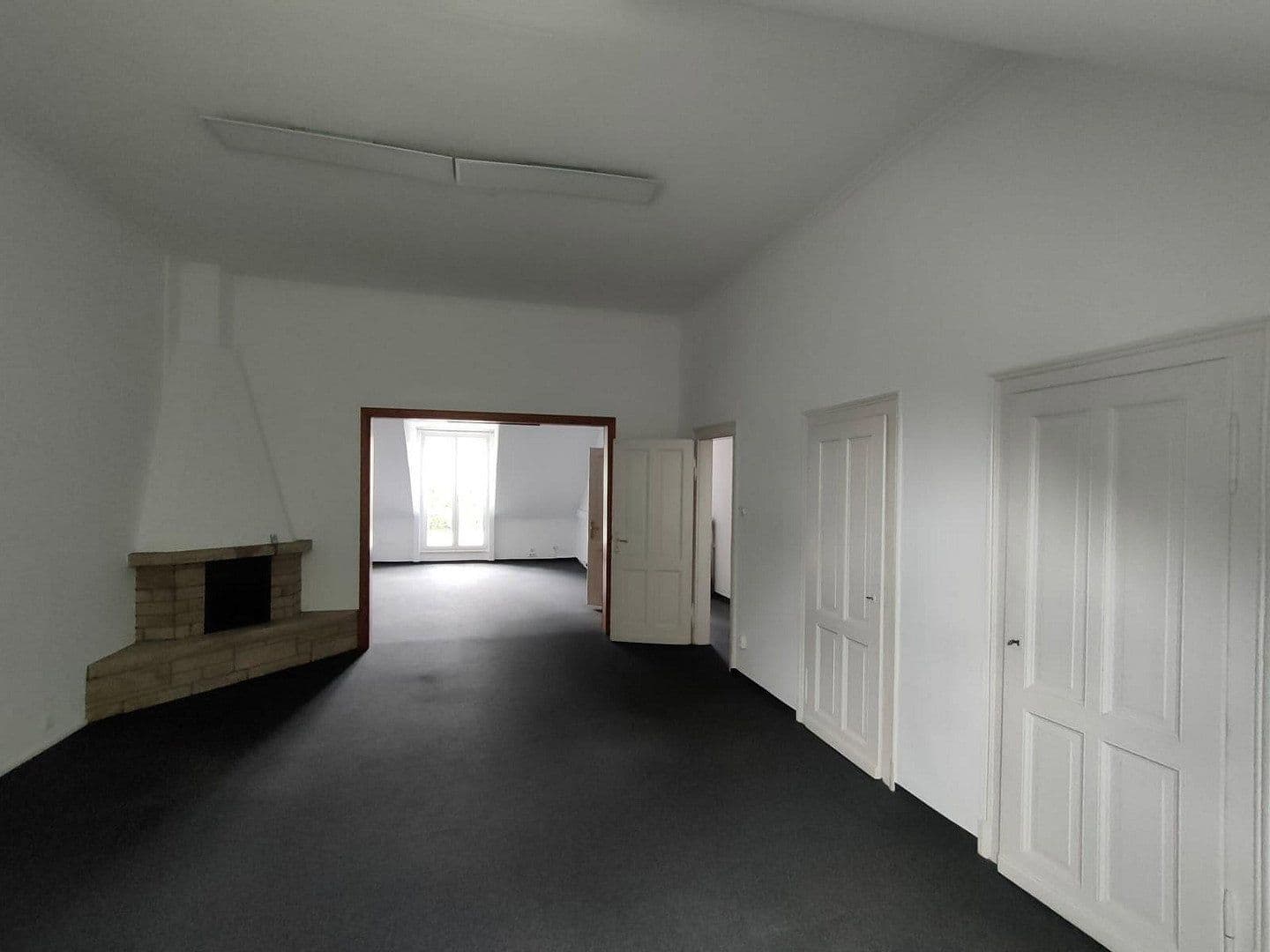 Pronájem bytu 5+1 144 m², Martinistr.3, Osnabrück, Dolní Sasko Pronájem bytu 5+1 144 m², Martinistr.3, Osnabrück, Dolní Sasko