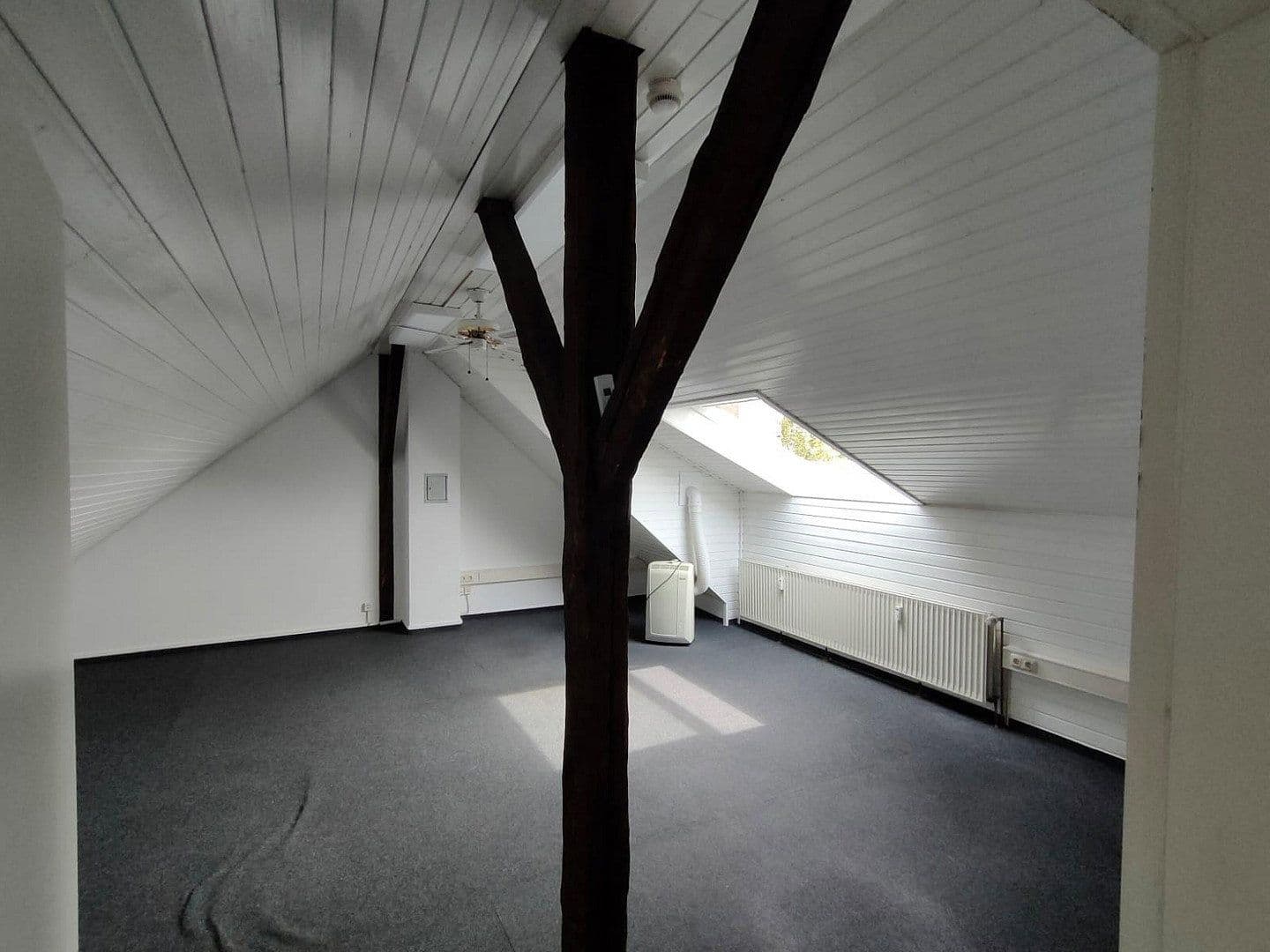 Pronájem bytu 5+1 144 m², Martinistr.3, Osnabrück, Dolní Sasko Pronájem bytu 5+1 144 m², Martinistr.3, Osnabrück, Dolní Sasko