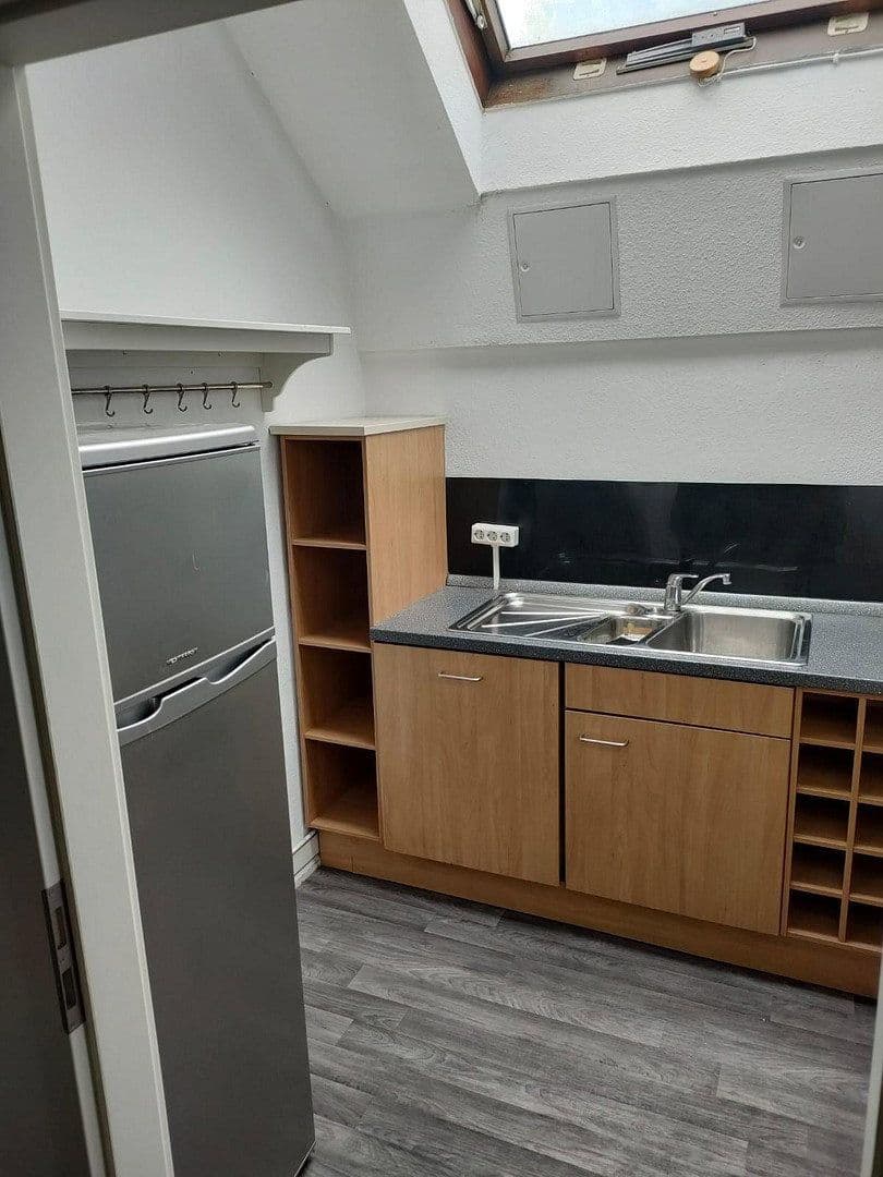Pronájem bytu 5+1 144 m², Martinistr.3, Osnabrück, Dolní Sasko Pronájem bytu 5+1 144 m², Martinistr.3, Osnabrück, Dolní Sasko