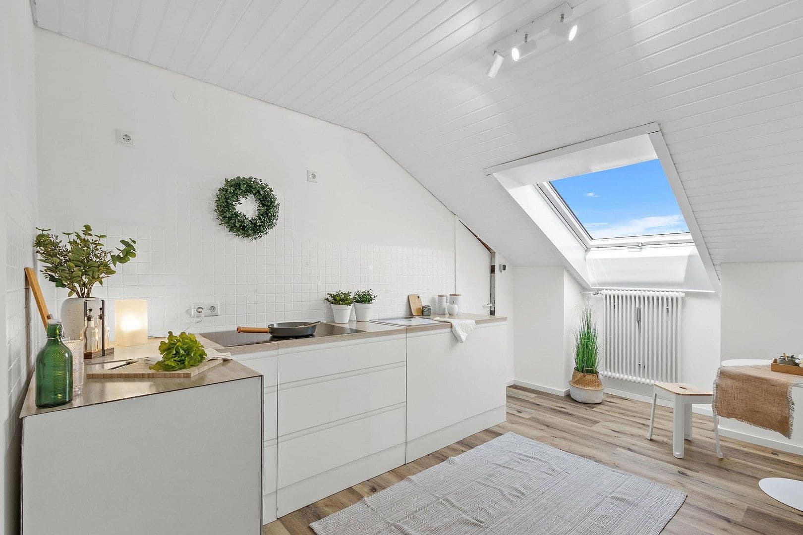 Prodej bytu 3+1 89 m², Keplerstraße 25, Neutraubling, Bavorsko Prodej bytu 3+1 89 m², Keplerstraße 25, Neutraubling, Bavorsko