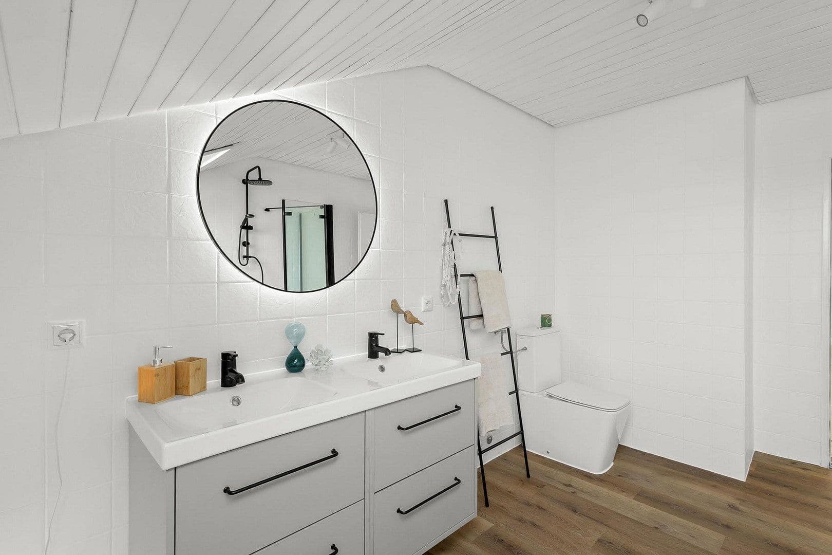 Prodej bytu 3+1 89 m², Keplerstraße 25, Neutraubling, Bavorsko Prodej bytu 3+1 89 m², Keplerstraße 25, Neutraubling, Bavorsko