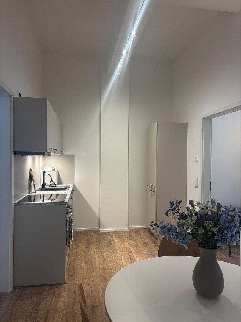 Pronájem bytu 71 m², Fürther Str. 42A, Nürnberg Gostenhof, Bavorsko Pronájem bytu 71 m², Fürther Str. 42A, Nürnberg Gostenhof, Bavorsko
