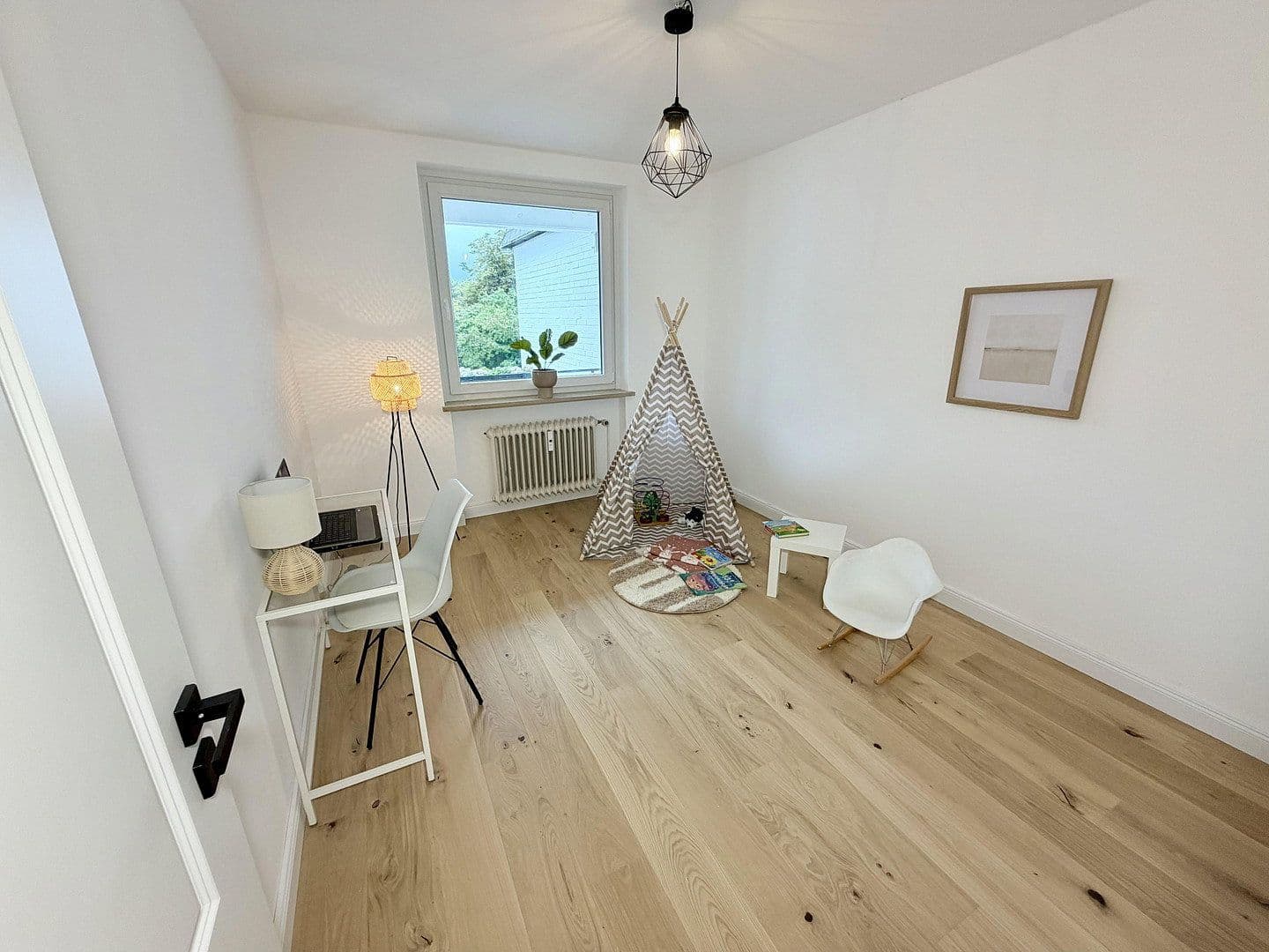 Prodej bytu 3+1 80 m², Hamburg, Hamburg Prodej bytu 3+1 80 m², Hamburg, Hamburg