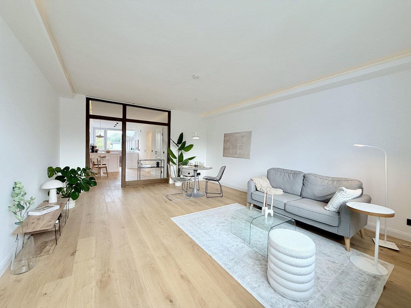 Prodej bytu 3+1 80 m², Hamburg, Hamburg Prodej bytu 3+1 80 m², Hamburg, Hamburg