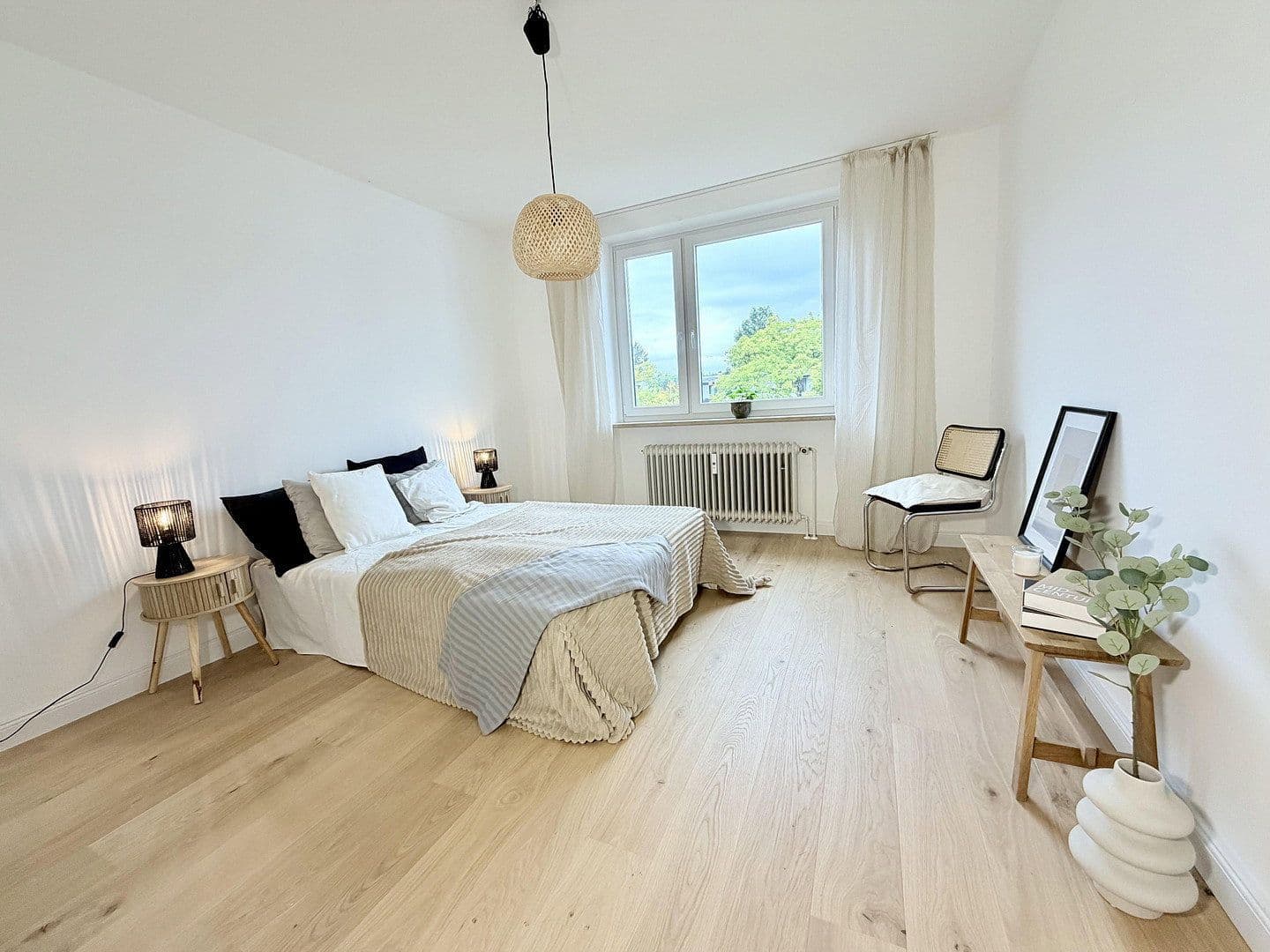 Prodej bytu 3+1 80 m², Hamburg, Hamburg Prodej bytu 3+1 80 m², Hamburg, Hamburg