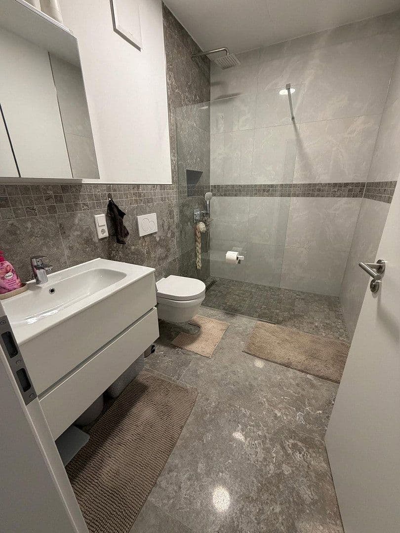 Pronájem bytu 3+1 75 m², Löwengasse 12, Lollar, Hessen Pronájem bytu 3+1 75 m², Löwengasse 12, Lollar, Hessen