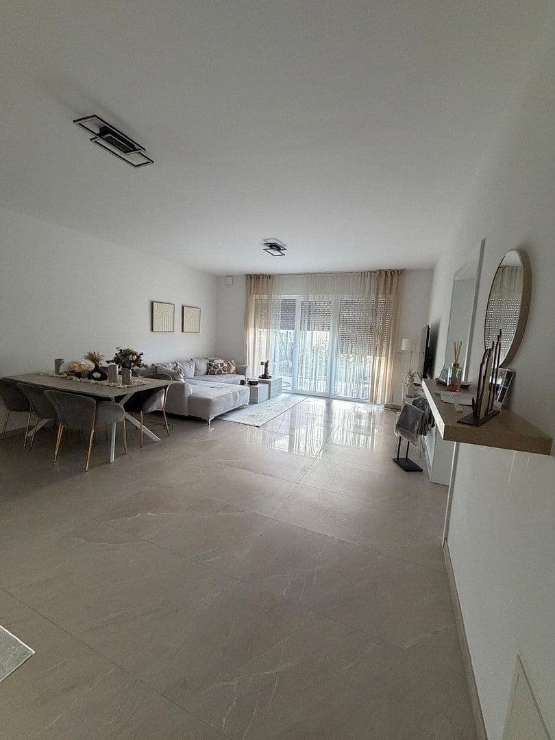 Pronájem bytu 3+1 75 m², Löwengasse 12, Lollar, Hessen Pronájem bytu 3+1 75 m², Löwengasse 12, Lollar, Hessen