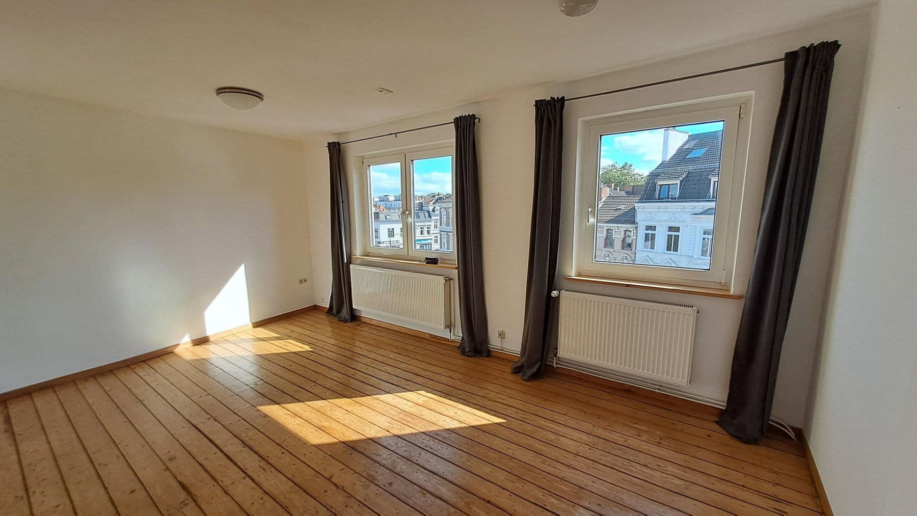 Prodej domu 124 m², pozemek 65 m², Vor dem Steintor 202/204, Bremen, Bremen Prodej domu 124 m², pozemek 65 m², Vor dem Steintor 202/204, Bremen, Bremen