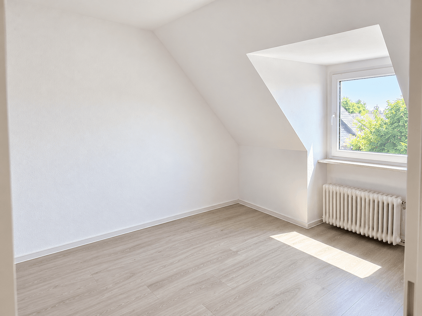 Pronájem bytu 3+1 65 m², Grünstraße 19, Hagen, Severní Porýní-Vestfálsko Pronájem bytu 3+1 65 m², Grünstraße 19, Hagen, Severní Porýní-Vestfálsko