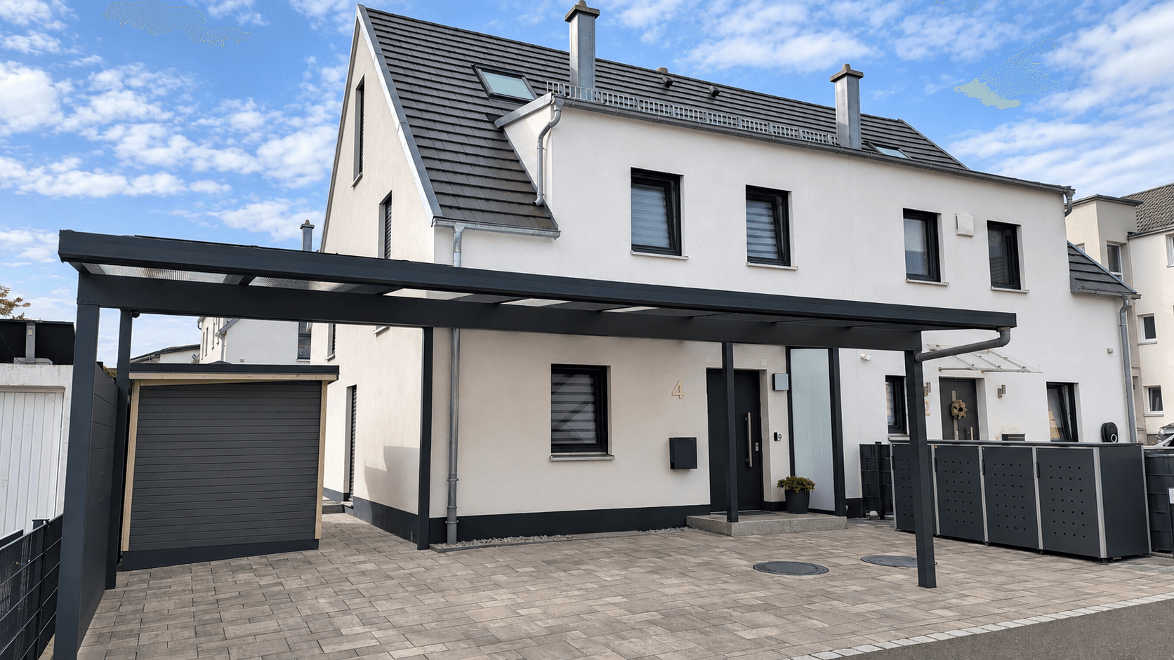 Prodej domu 121 m², pozemek 236 m², Wilhermsdorf, Bavorsko Prodej domu 121 m², pozemek 236 m², Wilhermsdorf, Bavorsko