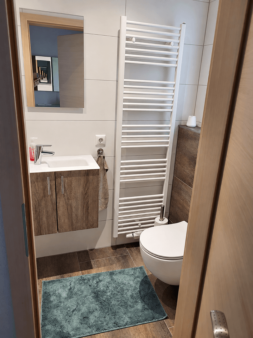Prodej domu 121 m², pozemek 236 m², Wilhermsdorf, Bavorsko Prodej domu 121 m², pozemek 236 m², Wilhermsdorf, Bavorsko