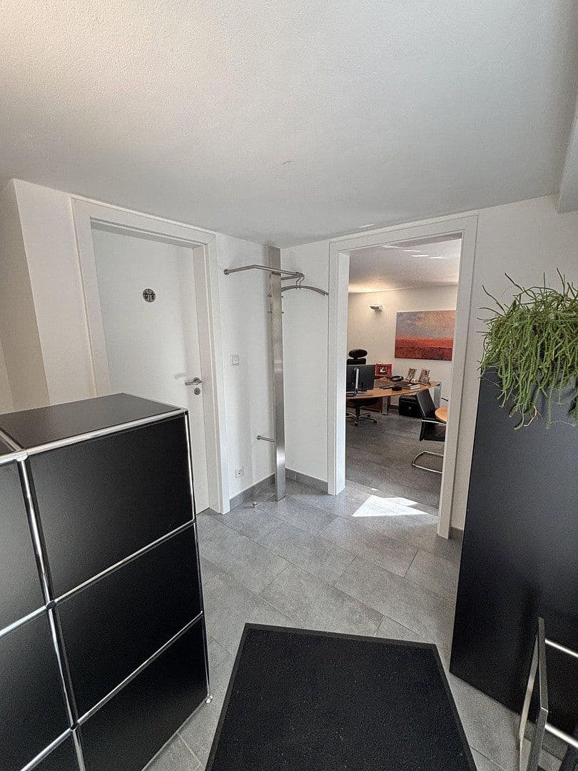 Prodej domu 220 m², pozemek 594 m², Bad Nauheim, Hessen Prodej domu 220 m², pozemek 594 m², Bad Nauheim, Hessen