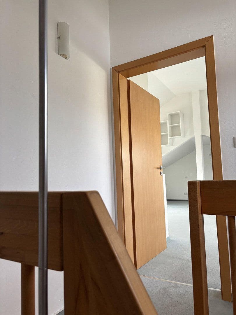 Prodej domu 220 m², pozemek 594 m², Bad Nauheim, Hessen Prodej domu 220 m², pozemek 594 m², Bad Nauheim, Hessen