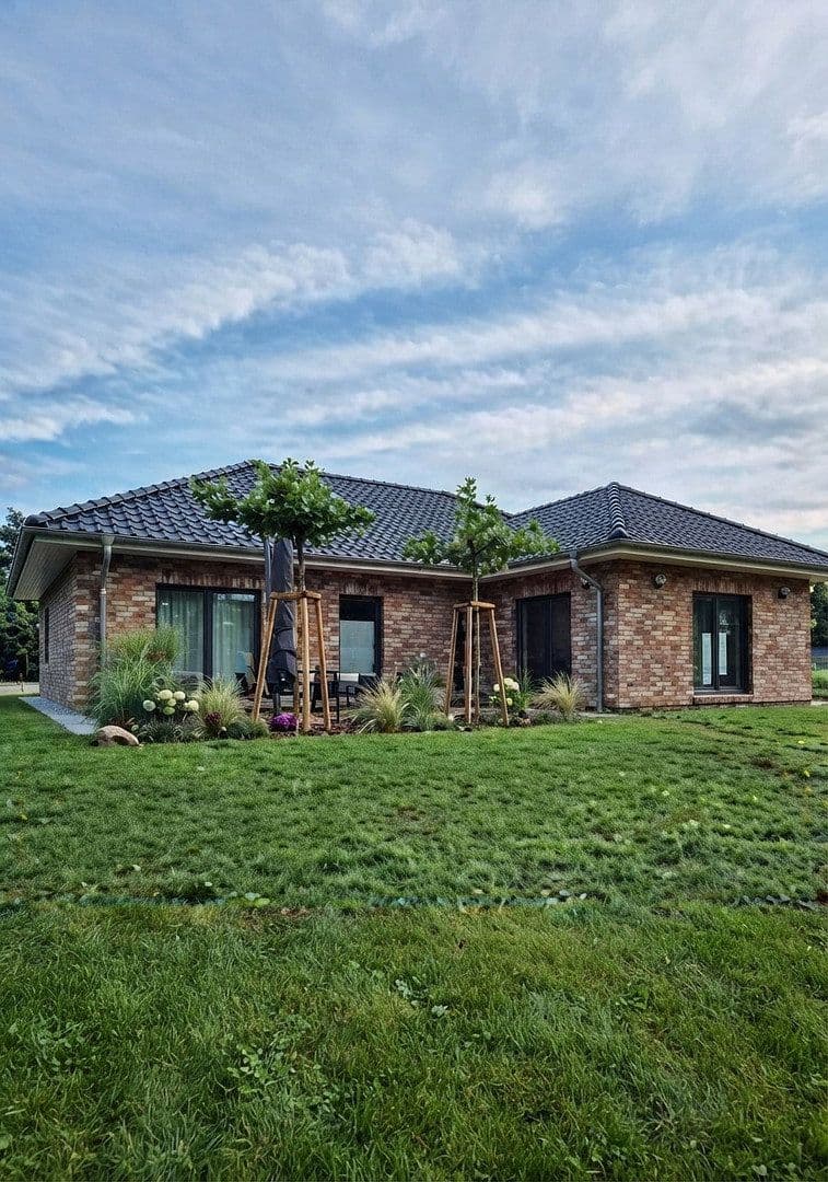 Prodej domu 152 m², pozemek 737 m², Vor dem Moore 8, Hechthausen, Dolní Sasko Prodej domu 152 m², pozemek 737 m², Vor dem Moore 8, Hechthausen, Dolní Sasko