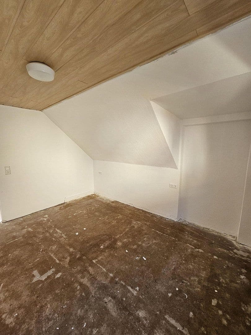 Prodej domu 110 m², pozemek 400 m², Paulstraße 17, Schiffweiler, Země Sársko Prodej domu 110 m², pozemek 400 m², Paulstraße 17, Schiffweiler, Země Sársko