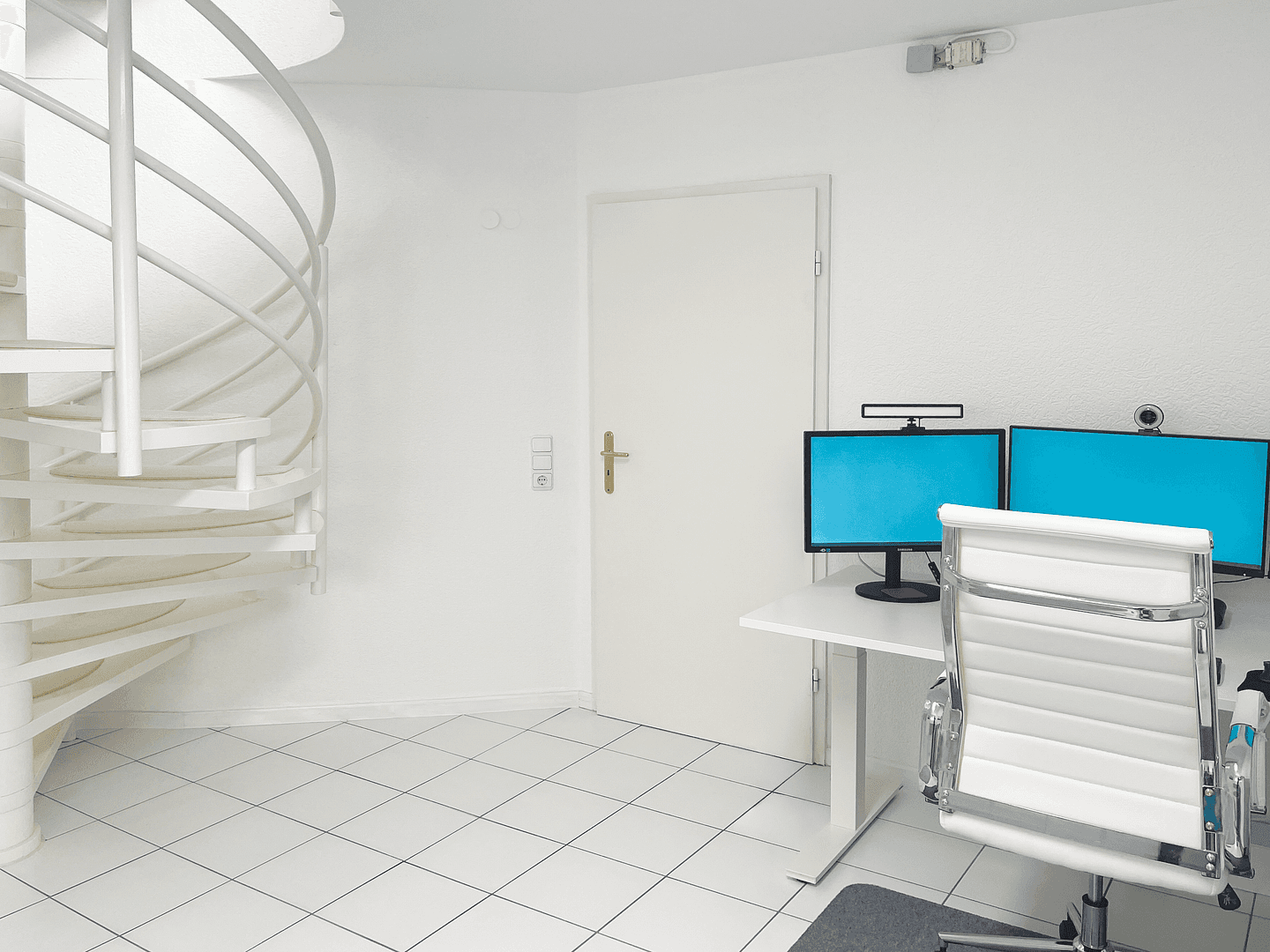 Pronájem bytu 4+kk 193 m², Unterschleißheim, Bavorsko Pronájem bytu 4+kk 193 m², Unterschleißheim, Bavorsko