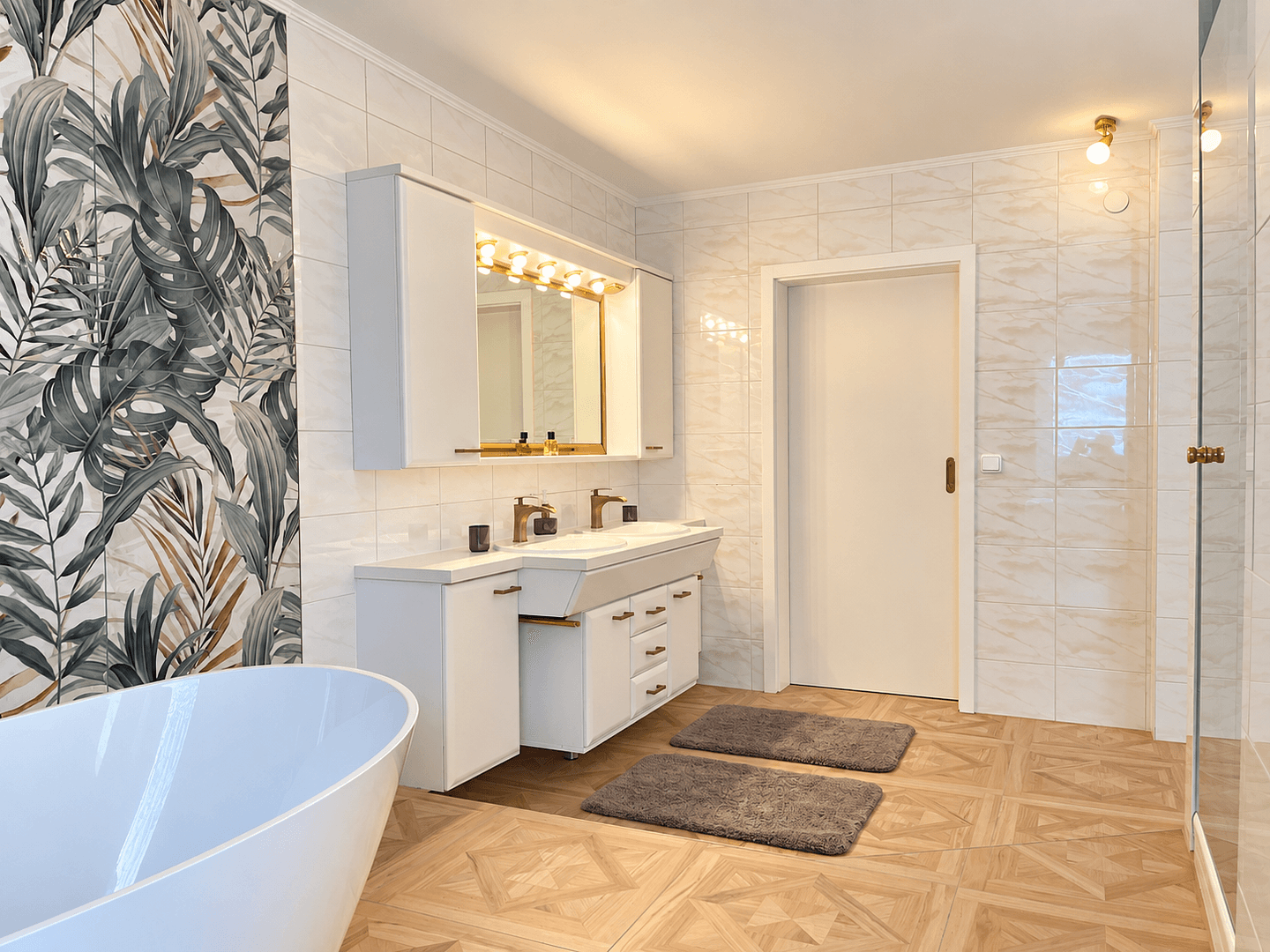 Pronájem bytu 4+kk 193 m², Unterschleißheim, Bavorsko Pronájem bytu 4+kk 193 m², Unterschleißheim, Bavorsko