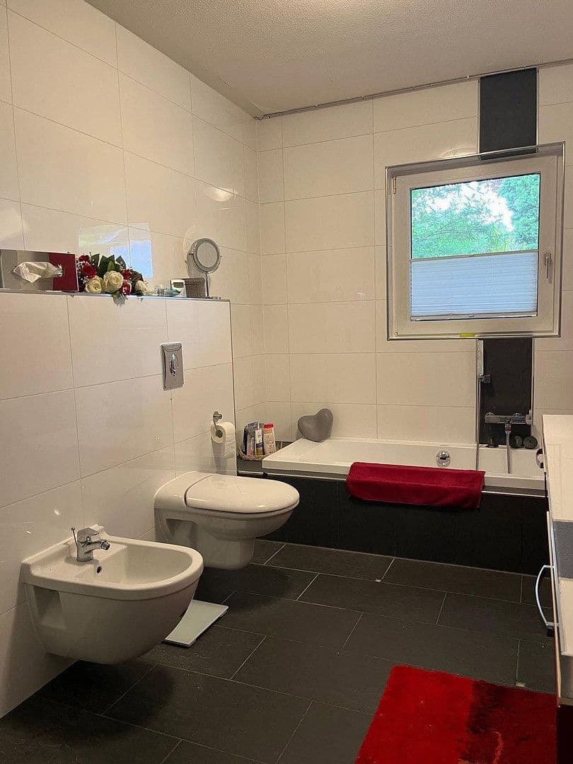 Prodej domu 134 m², pozemek 460 m², Niestetal, Hessen Prodej domu 134 m², pozemek 460 m², Niestetal, Hessen
