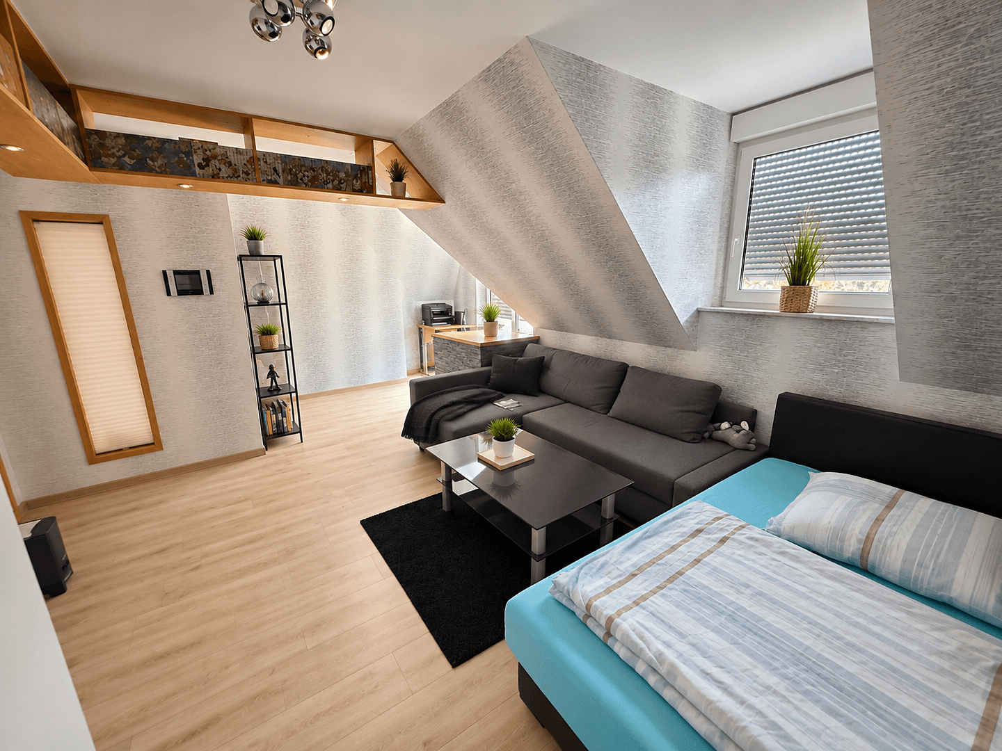 Prodej domu 270 m², pozemek 1.600 m², Garrel, Dolní Sasko Prodej domu 270 m², pozemek 1.600 m², Garrel, Dolní Sasko
