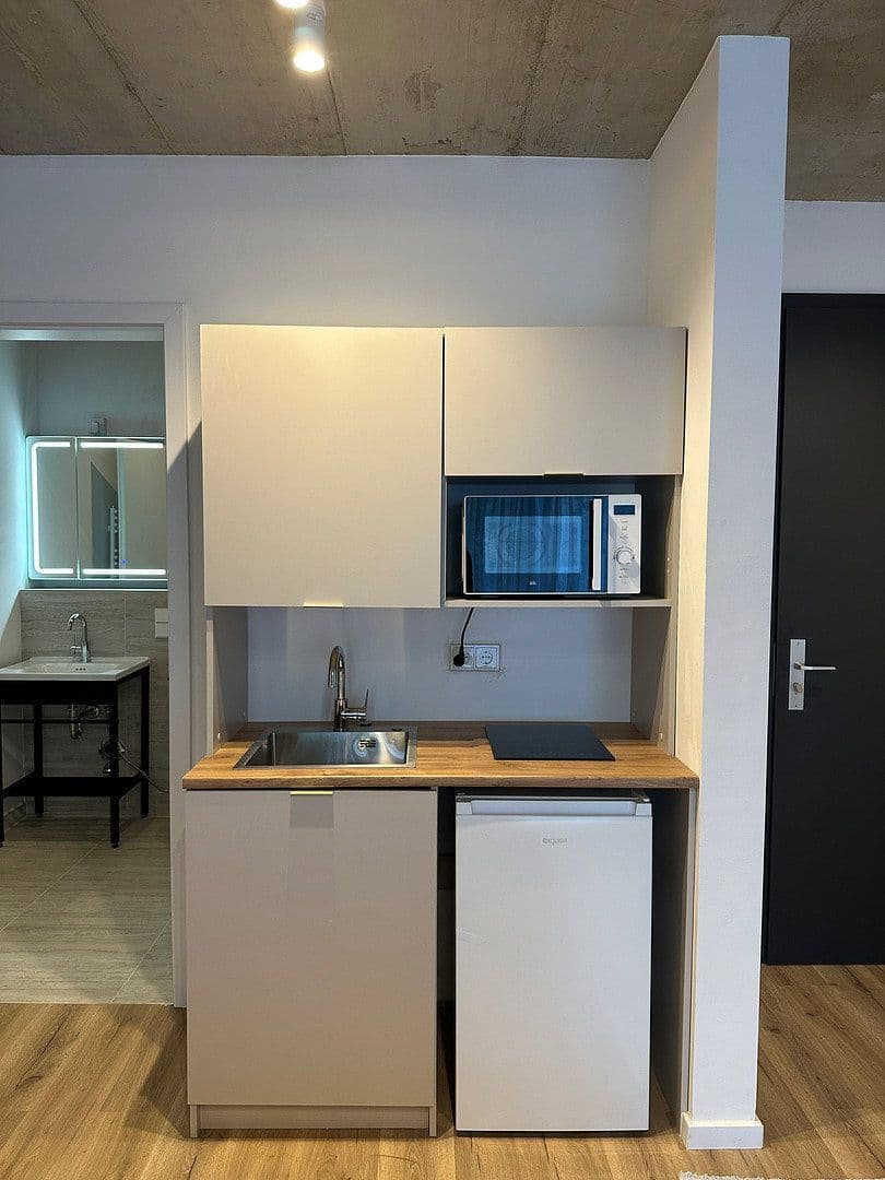 Pronájem bytu 1+1 28 m², Residenzstraße 111, Berlin, Berlín Pronájem bytu 1+1 28 m², Residenzstraße 111, Berlin, Berlín