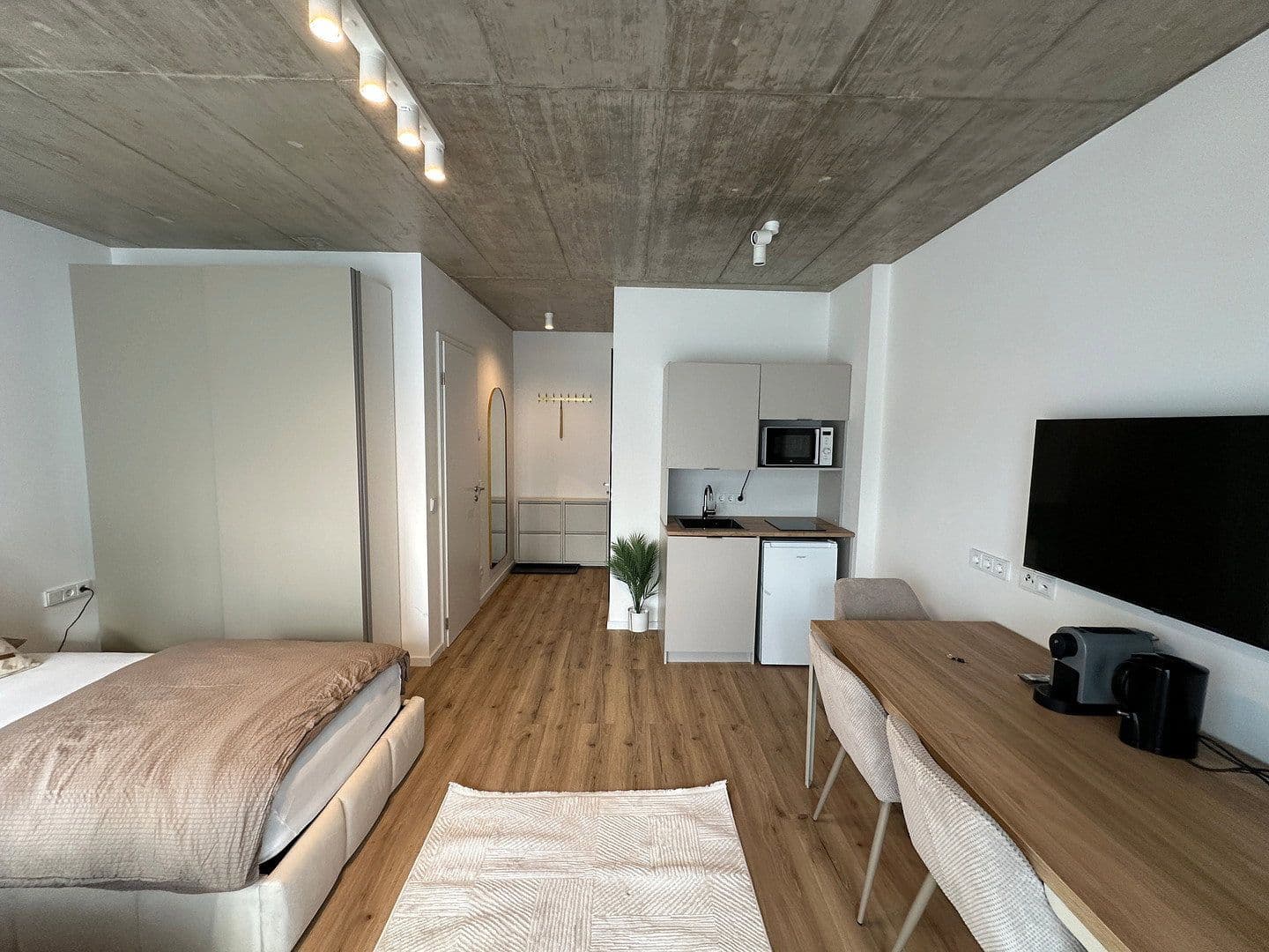 Pronájem bytu 1+1 28 m², Residenzstraße 111, Berlin, Berlín Pronájem bytu 1+1 28 m², Residenzstraße 111, Berlin, Berlín