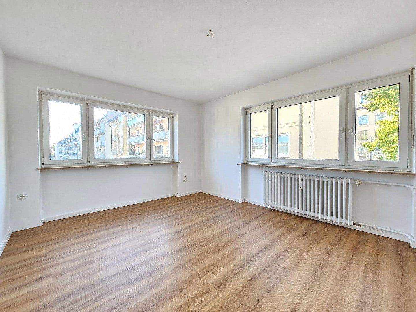 Pronájem bytu 3+kk 83 m², Agnes-Bernauer-Straße 73, München, Bavorsko Pronájem bytu 3+kk 83 m², Agnes-Bernauer-Straße 73, München, Bavorsko