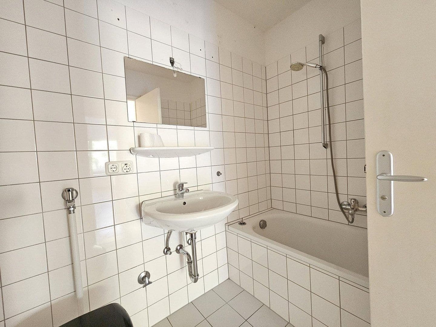 Pronájem bytu 3+kk 83 m², Agnes-Bernauer-Straße 73, München, Bavorsko Pronájem bytu 3+kk 83 m², Agnes-Bernauer-Straße 73, München, Bavorsko