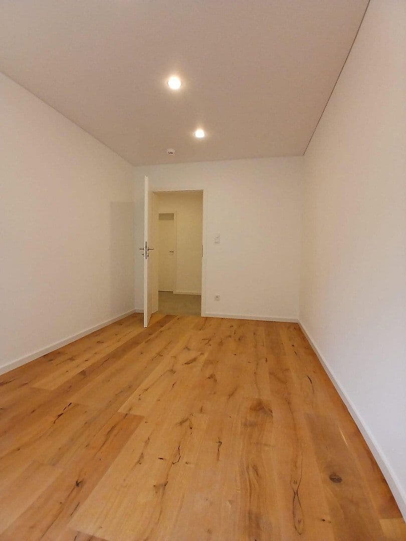 Prodej bytu 4+1 94 m², Georg-Schäffer-Str. 55, Trier, Porýní-Falc Prodej bytu 4+1 94 m², Georg-Schäffer-Str. 55, Trier, Porýní-Falc