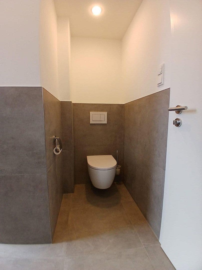 Prodej bytu 4+1 94 m², Georg-Schäffer-Str. 55, Trier, Porýní-Falc Prodej bytu 4+1 94 m², Georg-Schäffer-Str. 55, Trier, Porýní-Falc
