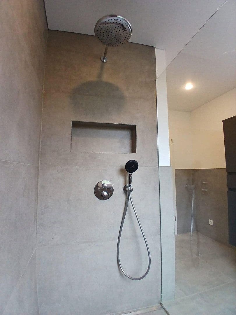 Prodej bytu 4+1 94 m², Georg-Schäffer-Str. 55, Trier, Porýní-Falc Prodej bytu 4+1 94 m², Georg-Schäffer-Str. 55, Trier, Porýní-Falc