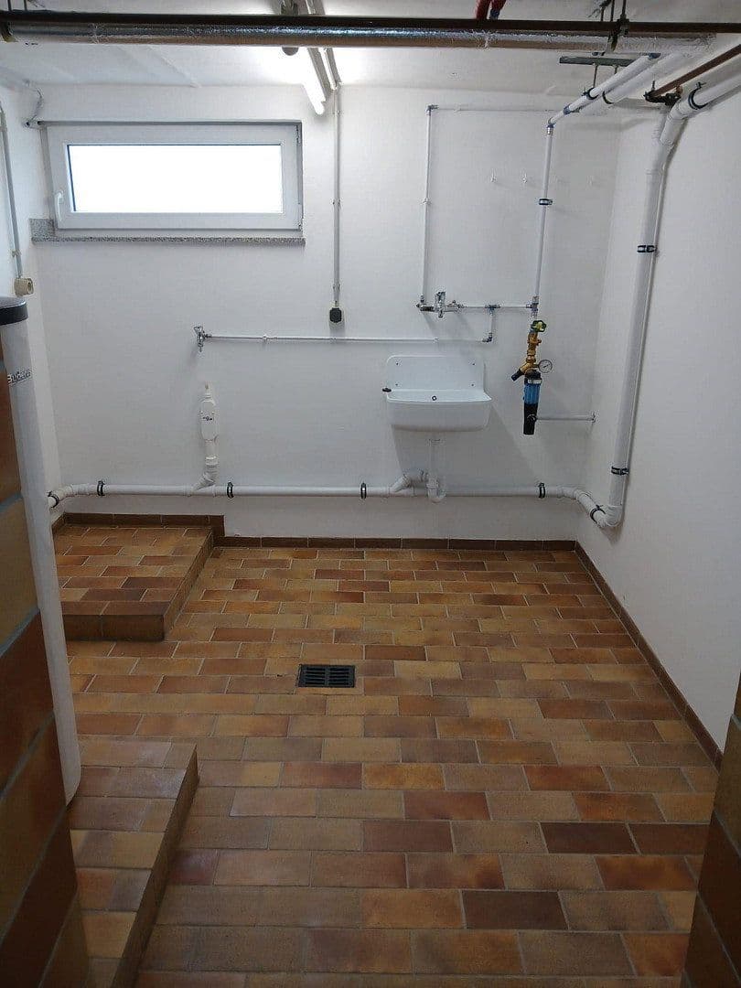 Prodej bytu 4+1 94 m², Georg-Schäffer-Str. 55, Trier, Porýní-Falc Prodej bytu 4+1 94 m², Georg-Schäffer-Str. 55, Trier, Porýní-Falc