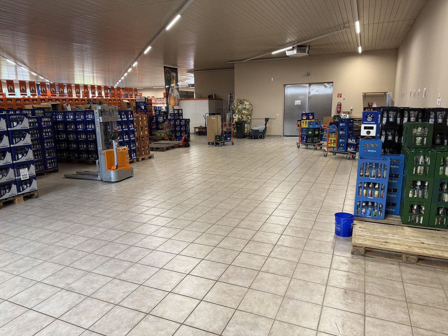 Prodej nebytového prostoru 2.260 m², Moosburg an der Isar, Bavorsko Prodej nebytového prostoru 2.260 m², Moosburg an der Isar, Bavorsko